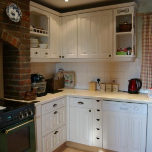 lils painted kitchen